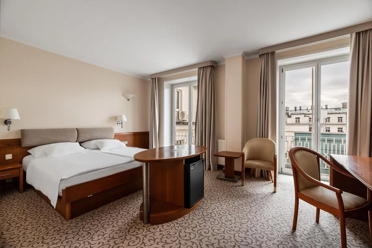 Eurostars Uhotel Ljubljana 4*,  Slovenia